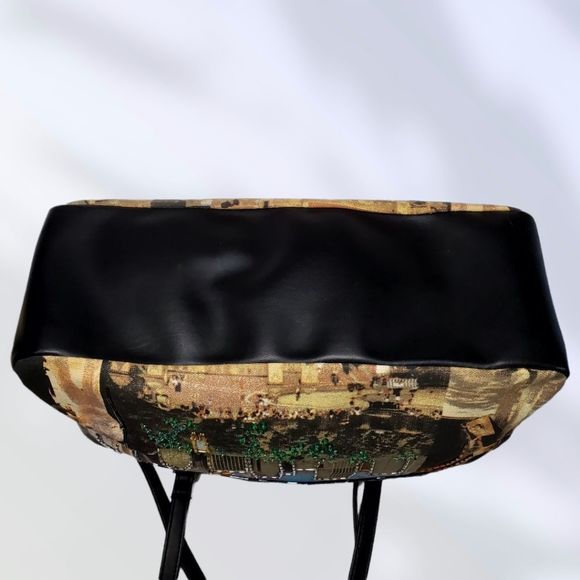 Chic Cosmopolitan Beaded and Sequin Shoulder Handbag - Picture 5 of 9